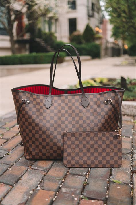 louis vuitton carryall review